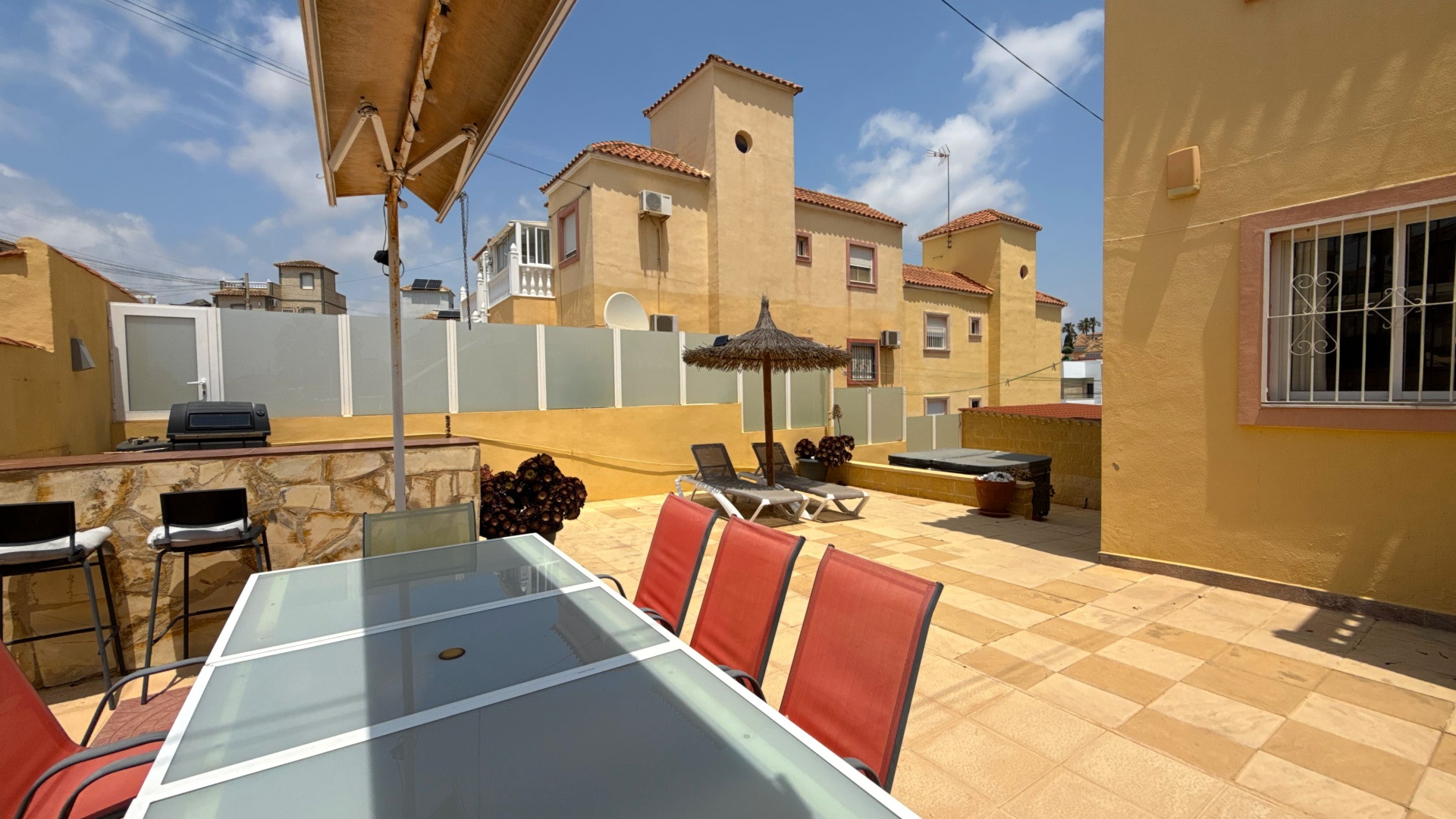 Resale - Apartment - Villamartin - El Galan