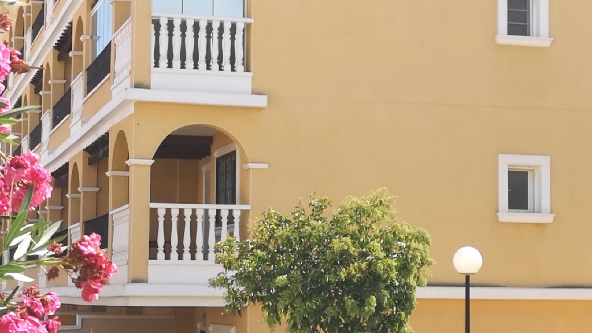 Resale - Apartment - Villamartin - Fontana Golf