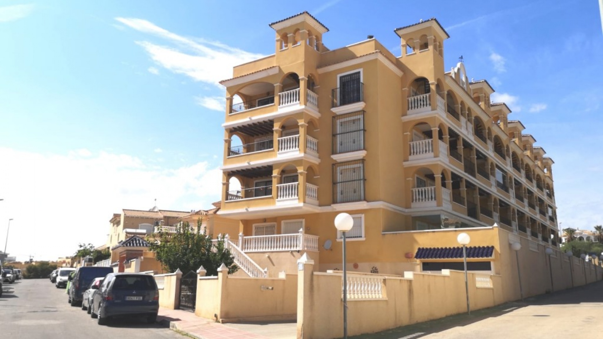 Resale - Apartment - Villamartin - Fontana Golf