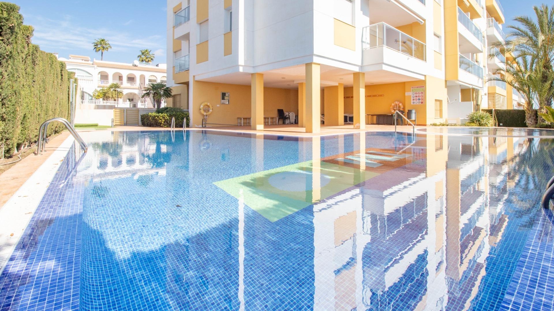 Resale - Apartment - Villamartin - La Fuente