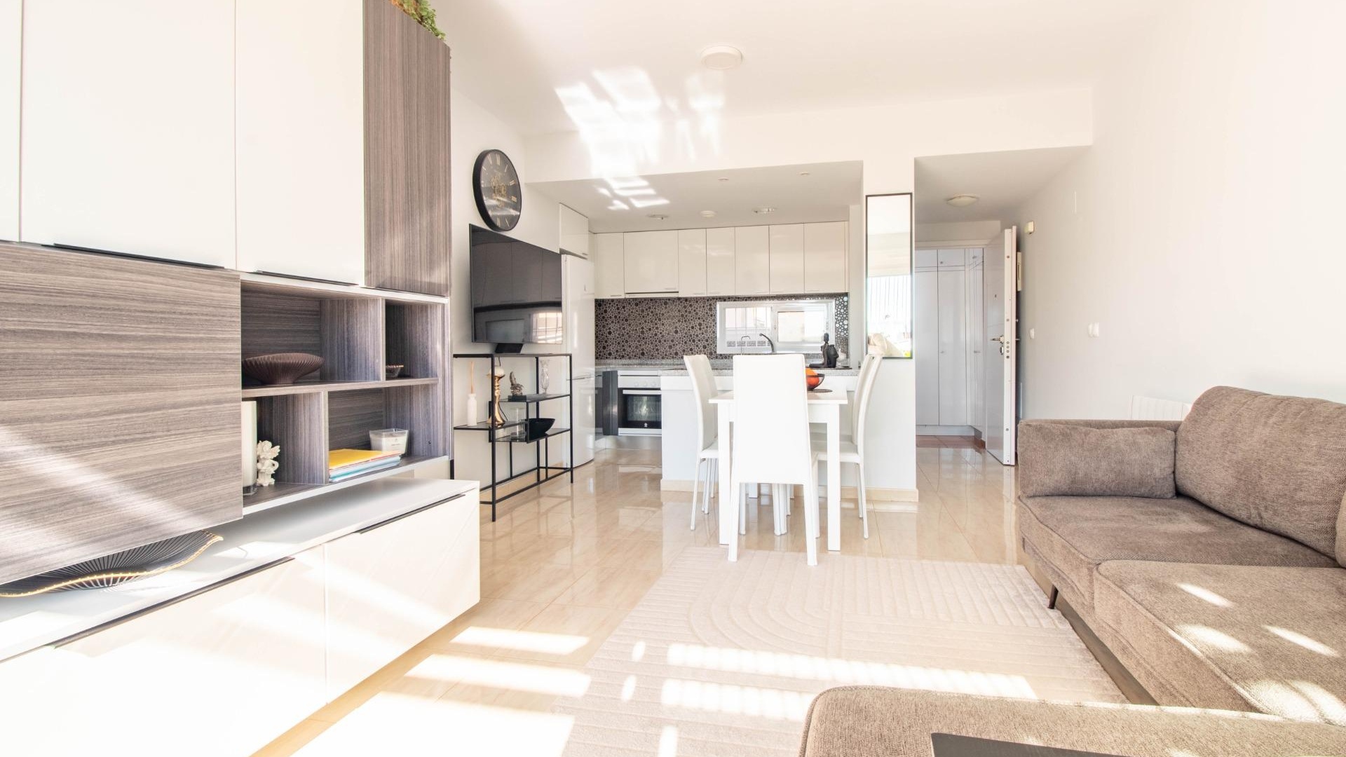 Resale - Apartment - Villamartin - La Fuente