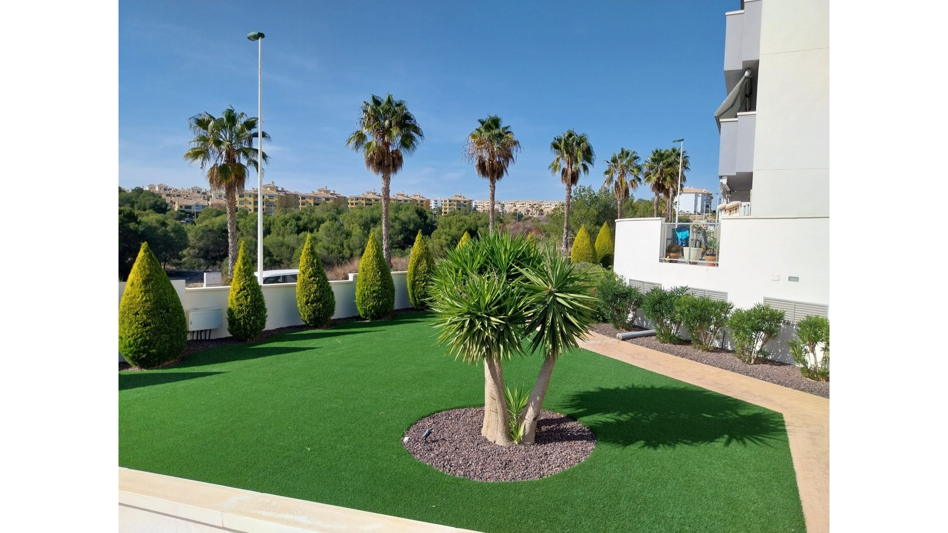Resale - Apartment - Villamartin - La Fuente