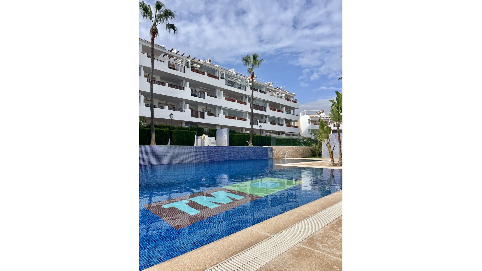 Resale - Apartment - Villamartin - La Fuente