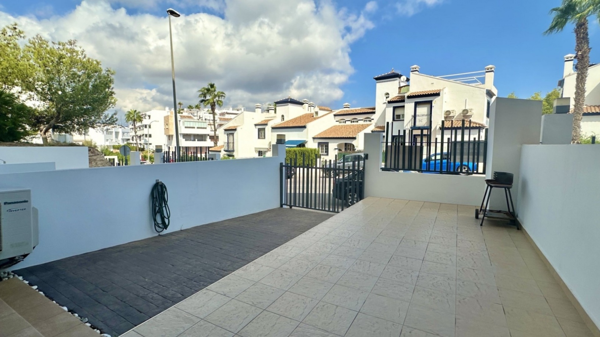 Resale - Apartment - Villamartin - La Fuente