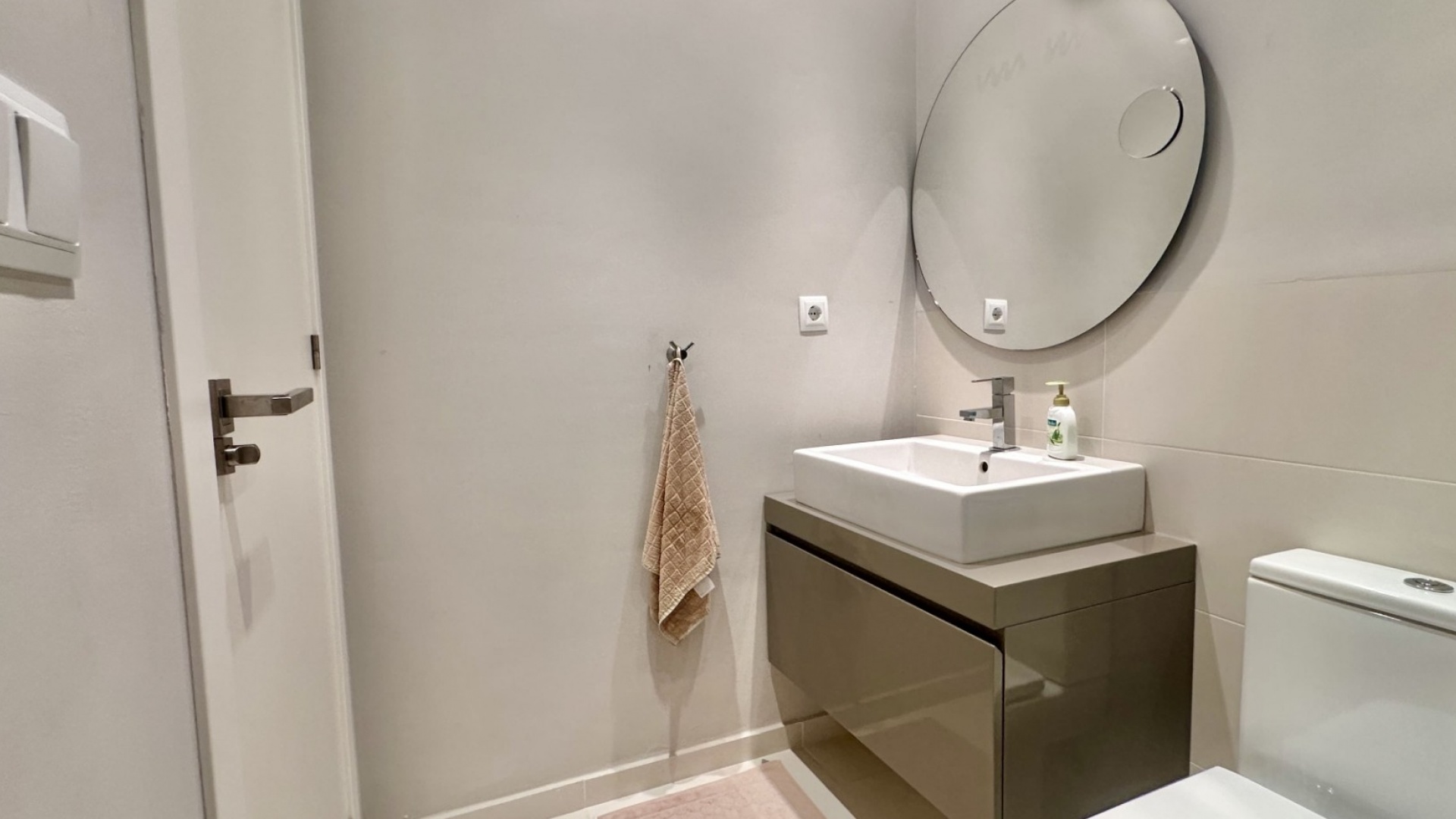 Resale - Apartment - Villamartin - La Fuente