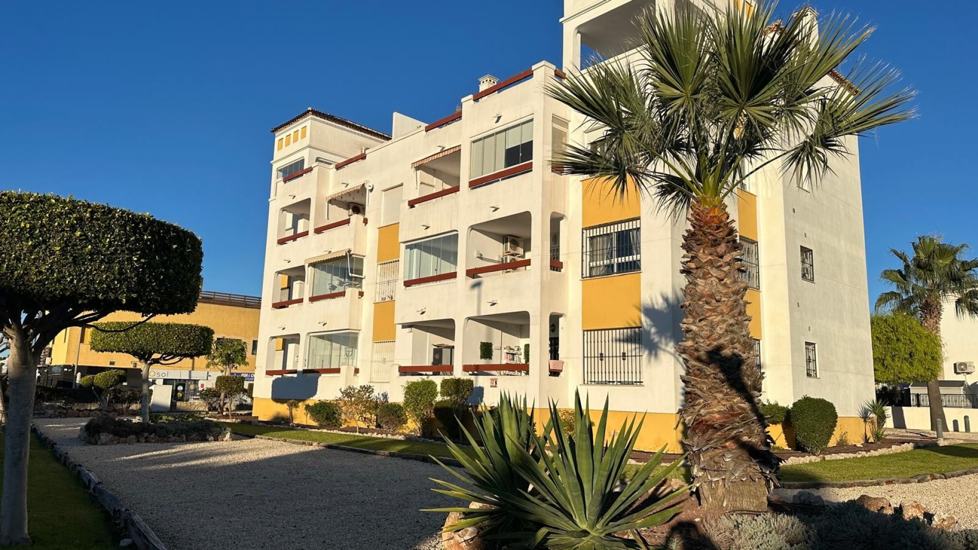 Resale - Apartment - Villamartin - La Fuente