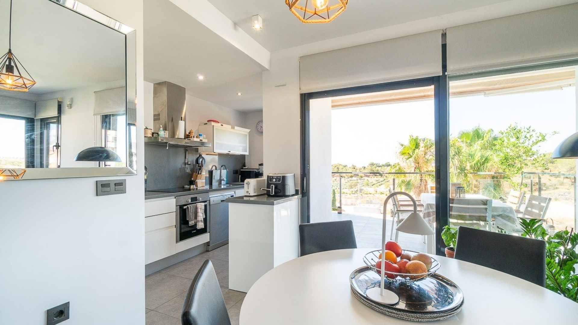 Resale - Apartment - Villamartin - La Fuente