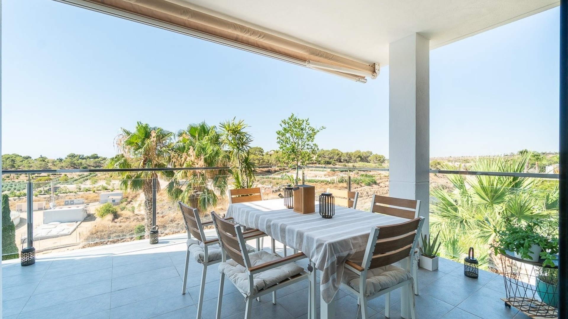 Resale - Apartment - Villamartin - La Fuente
