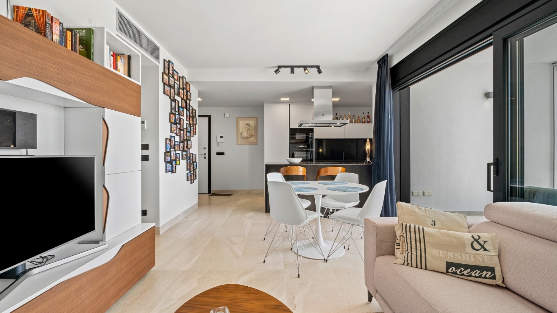 Resale - Apartment - Villamartin - La Fuente