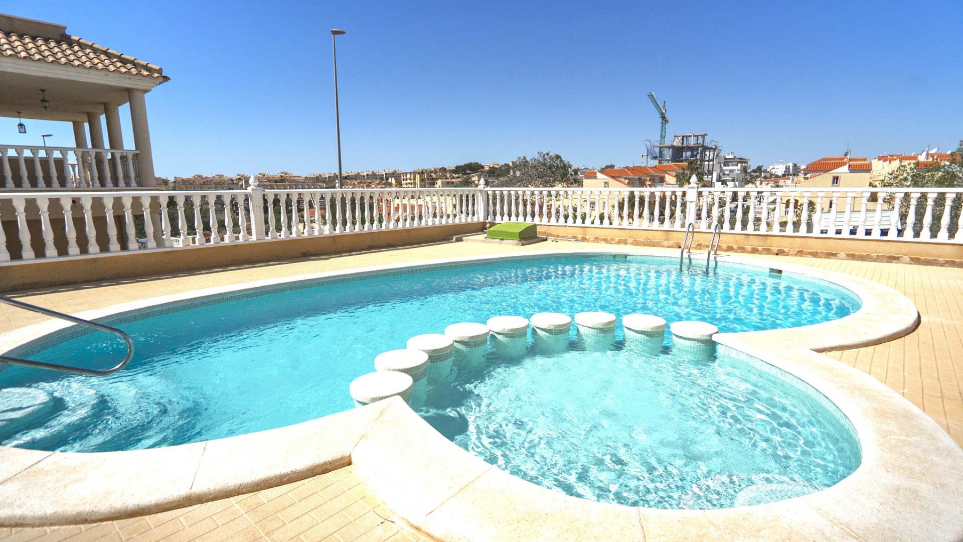 Resale - Apartment - Villamartin - las filipinas