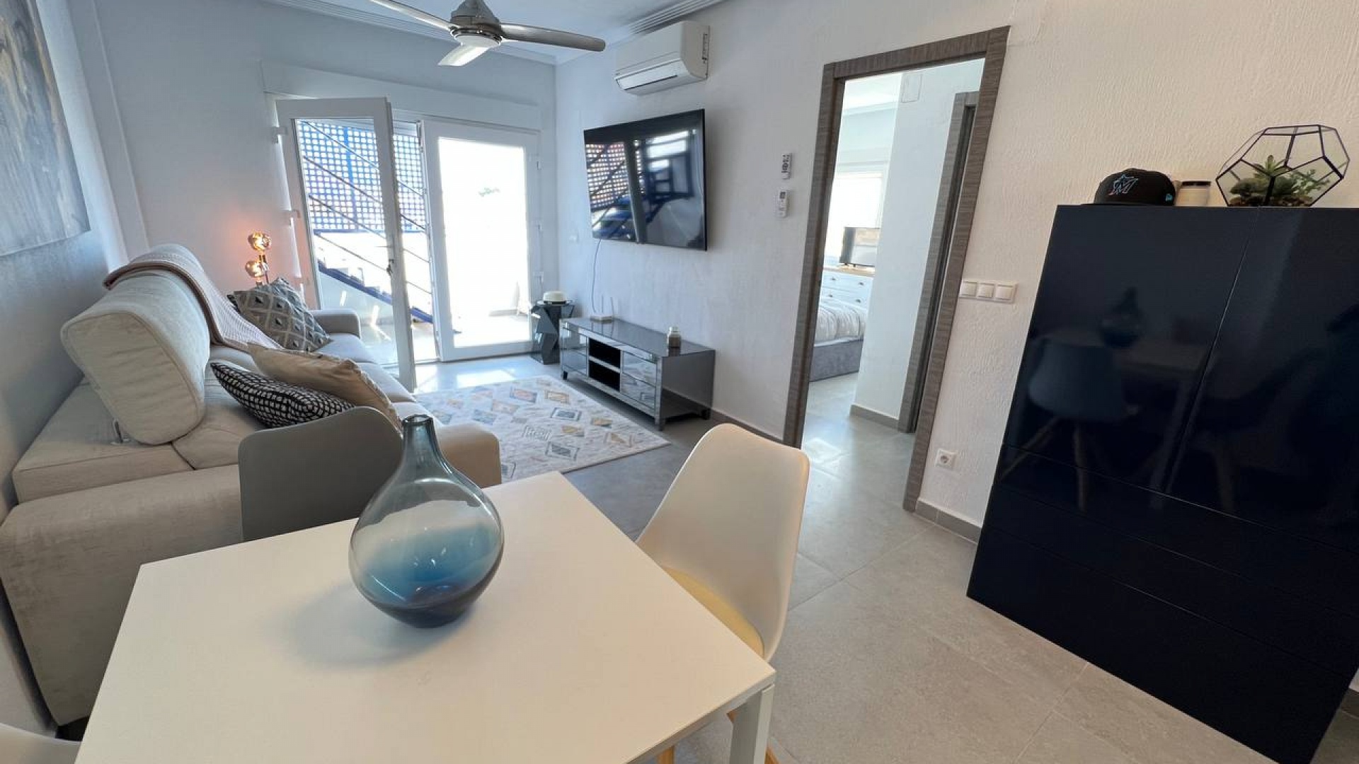 Resale - Apartment - Villamartin - las filipinas