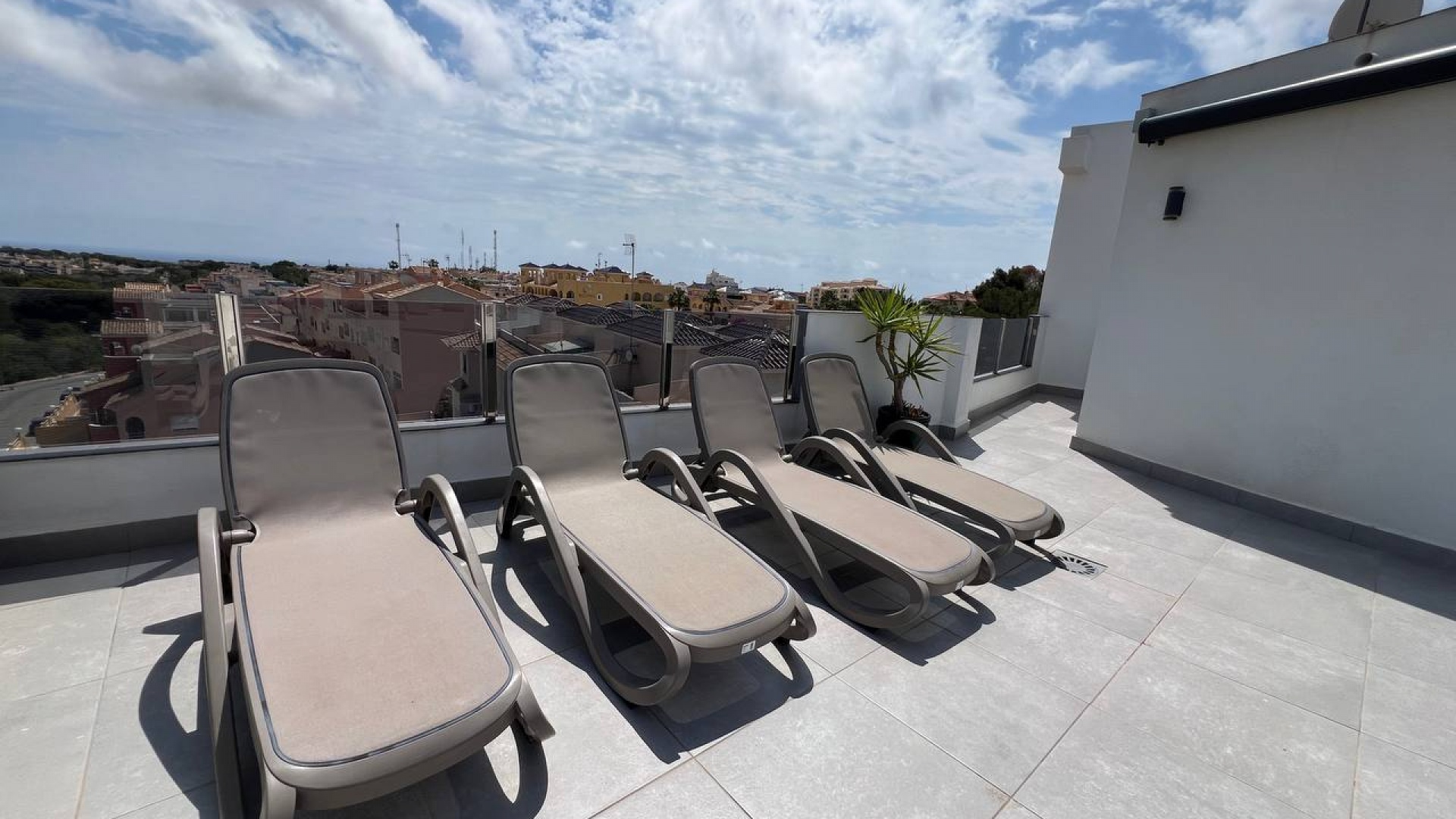 Resale - Apartment - Villamartin - las filipinas