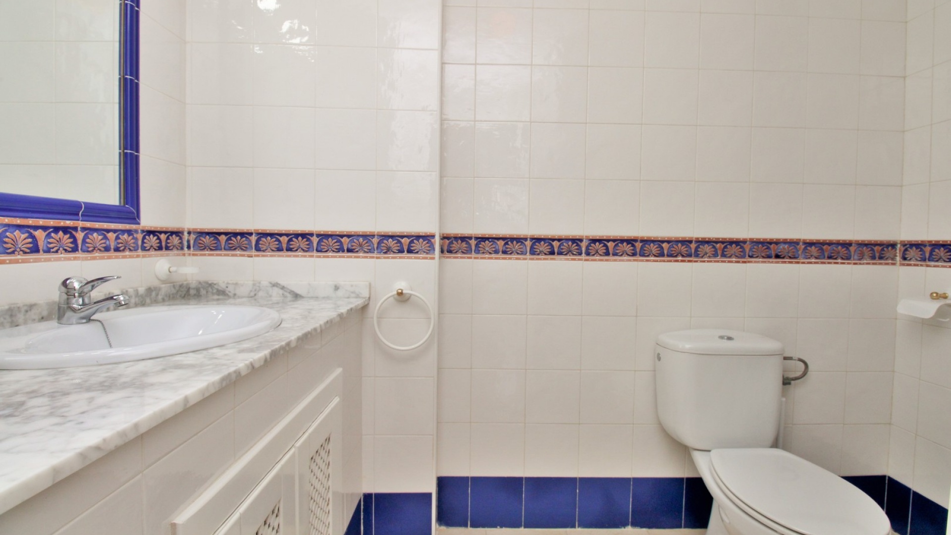 Resale - Apartment - Villamartin - las violetas