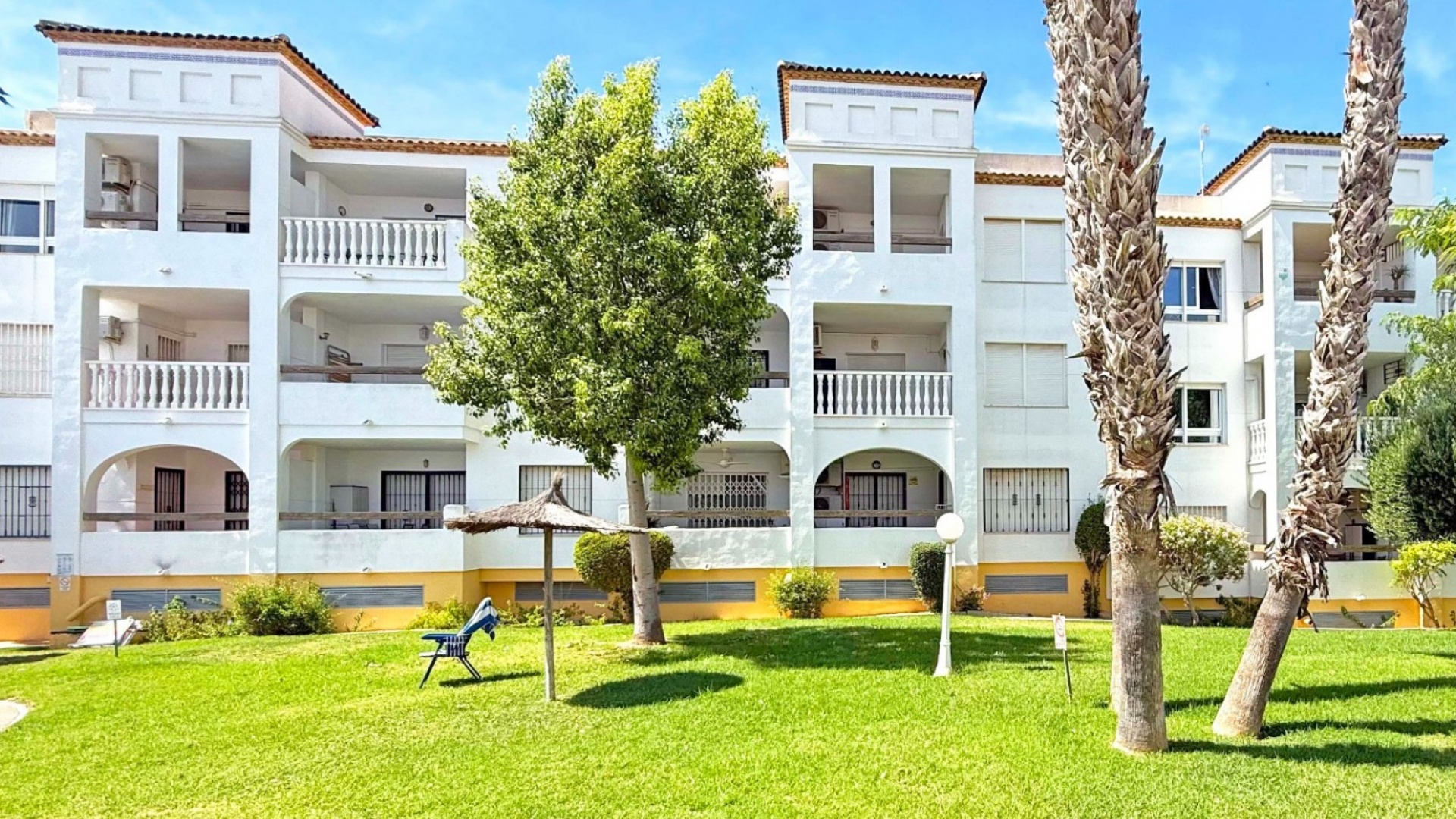 Resale - Apartment - Villamartin - las violetas