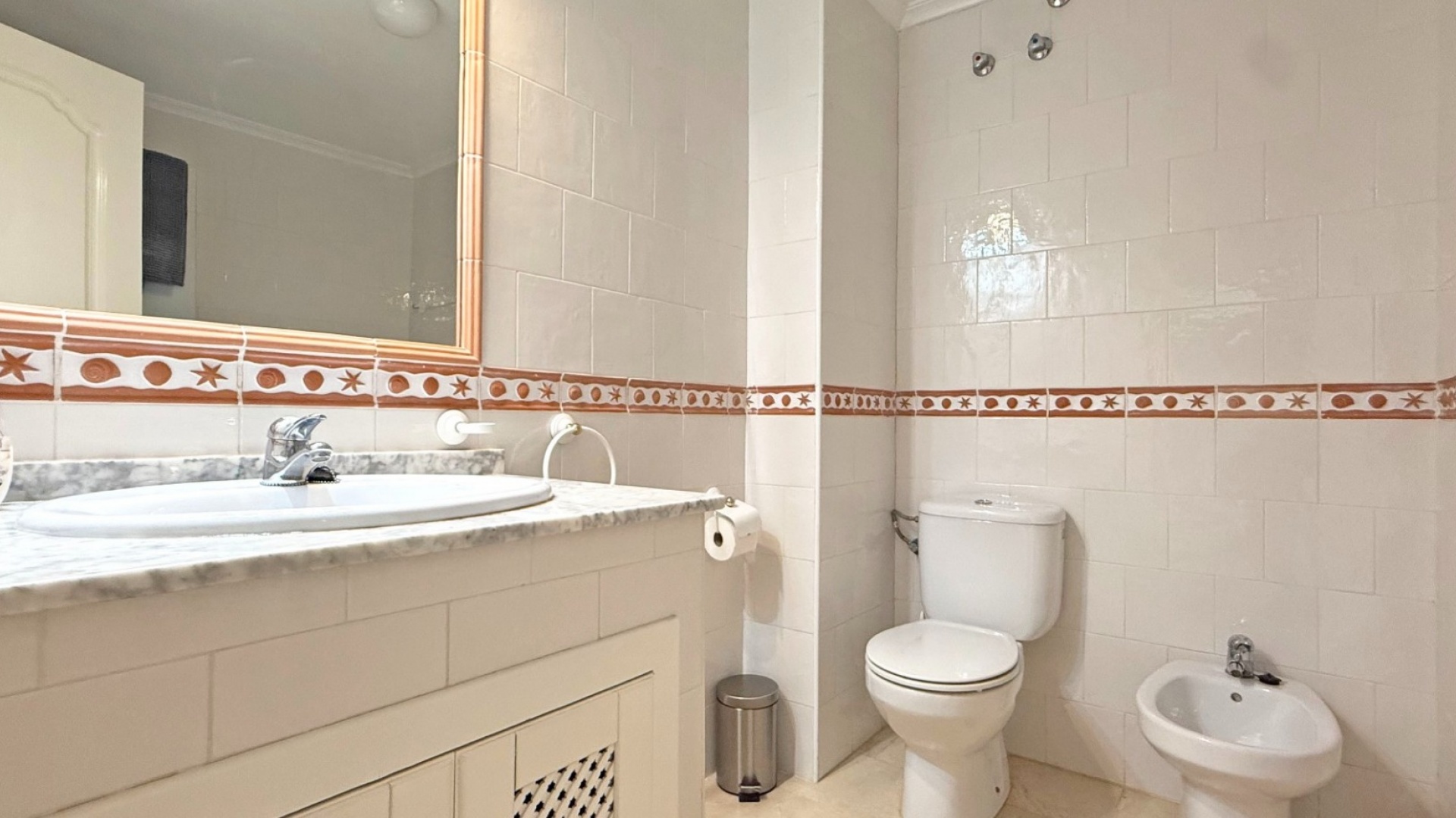 Resale - Apartment - Villamartin - las violetas