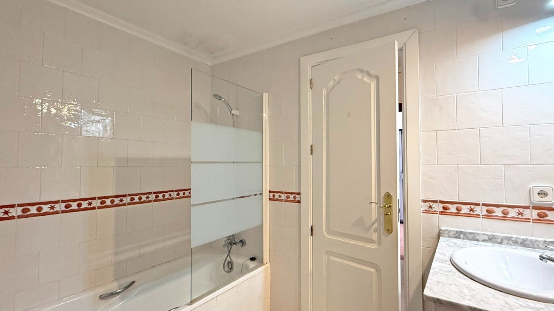 Resale - Apartment - Villamartin - las violetas