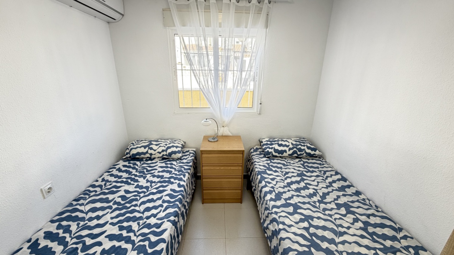 Resale - Apartment - Villamartin - lomas del golf