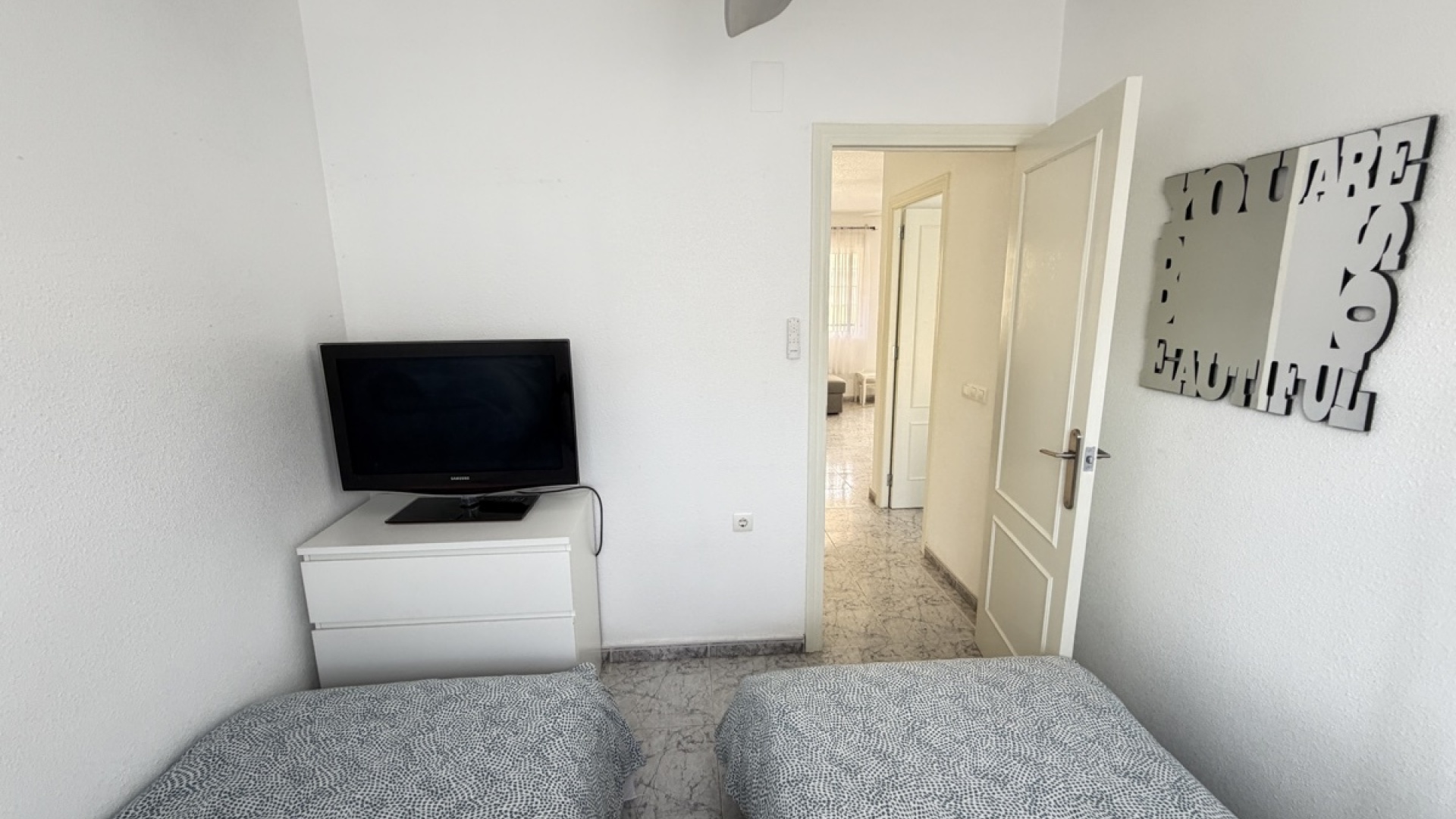 Resale - Apartment - Villamartin - lomas del golf