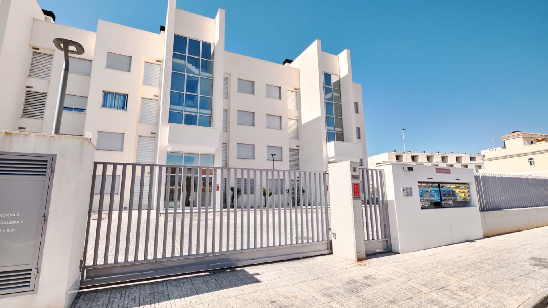 Resale - Apartment - Villamartin - Los Dolses