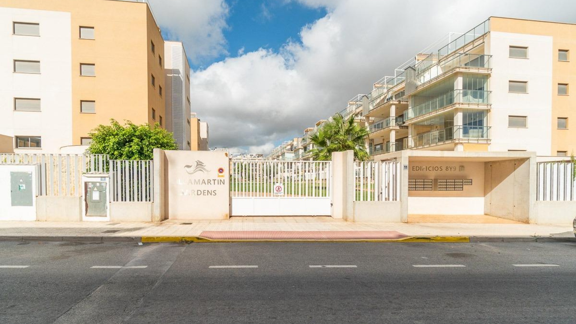 Resale - Apartment - Villamartin - Los Dolses