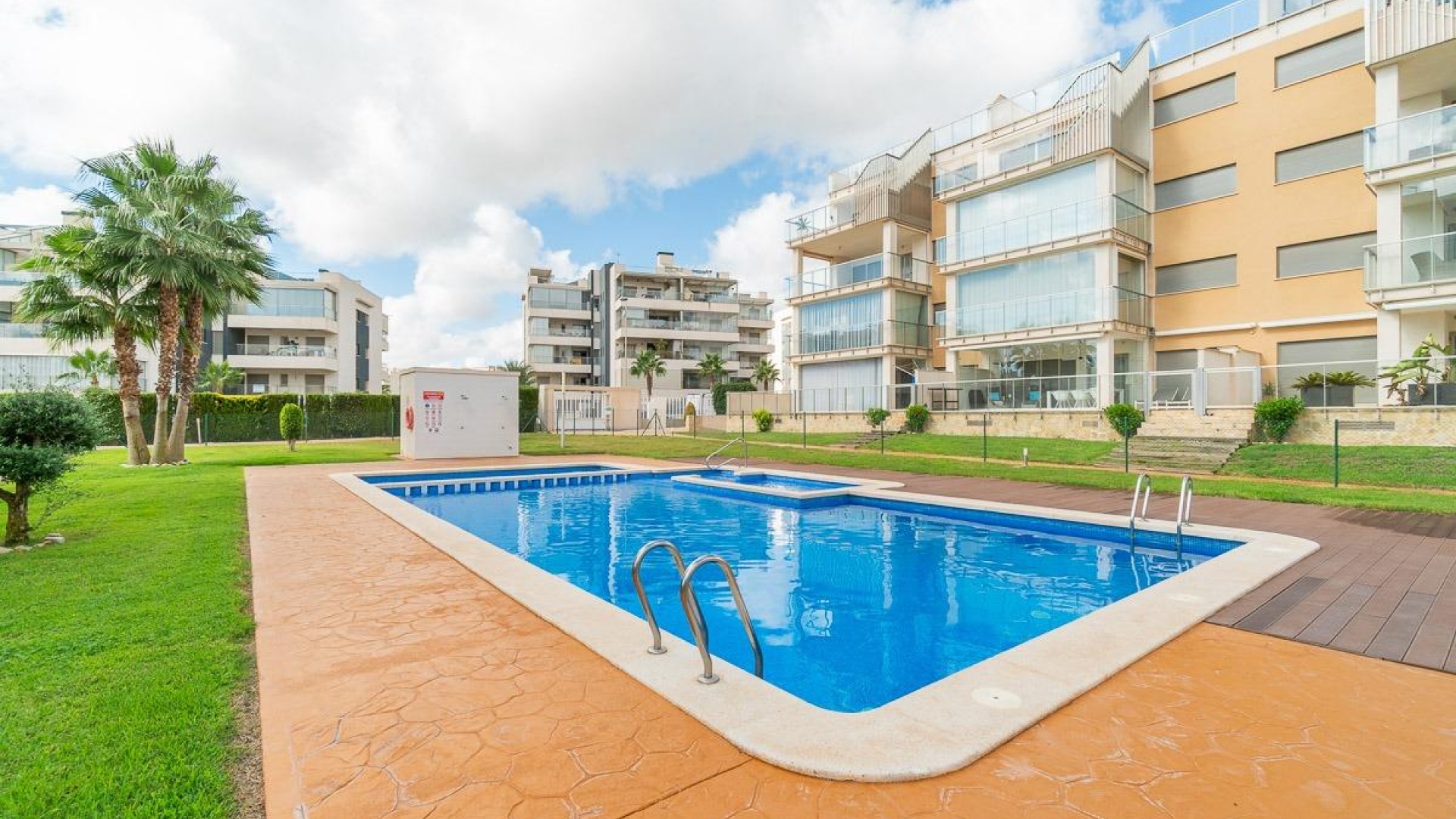 Resale - Apartment - Villamartin - Los Dolses