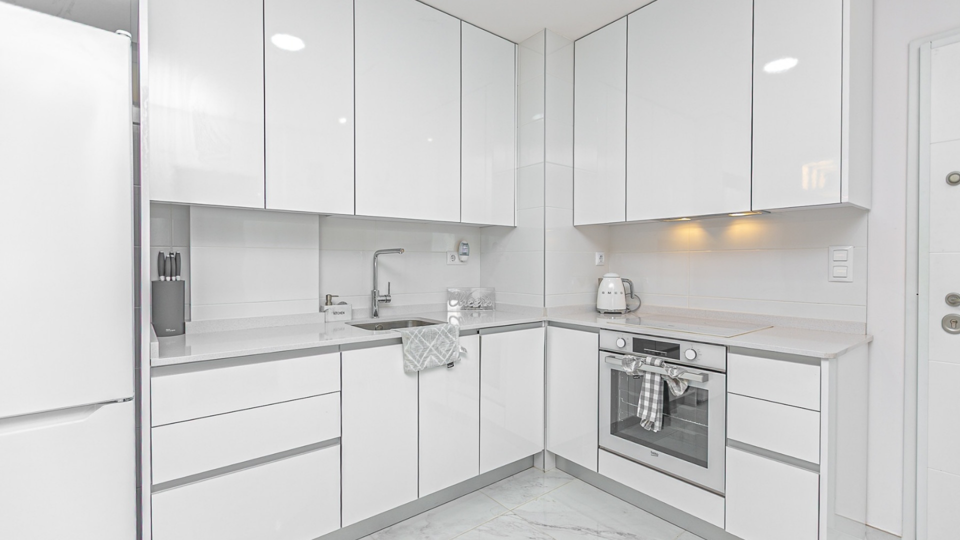 Resale - Apartment - Villamartin - Los Dolses