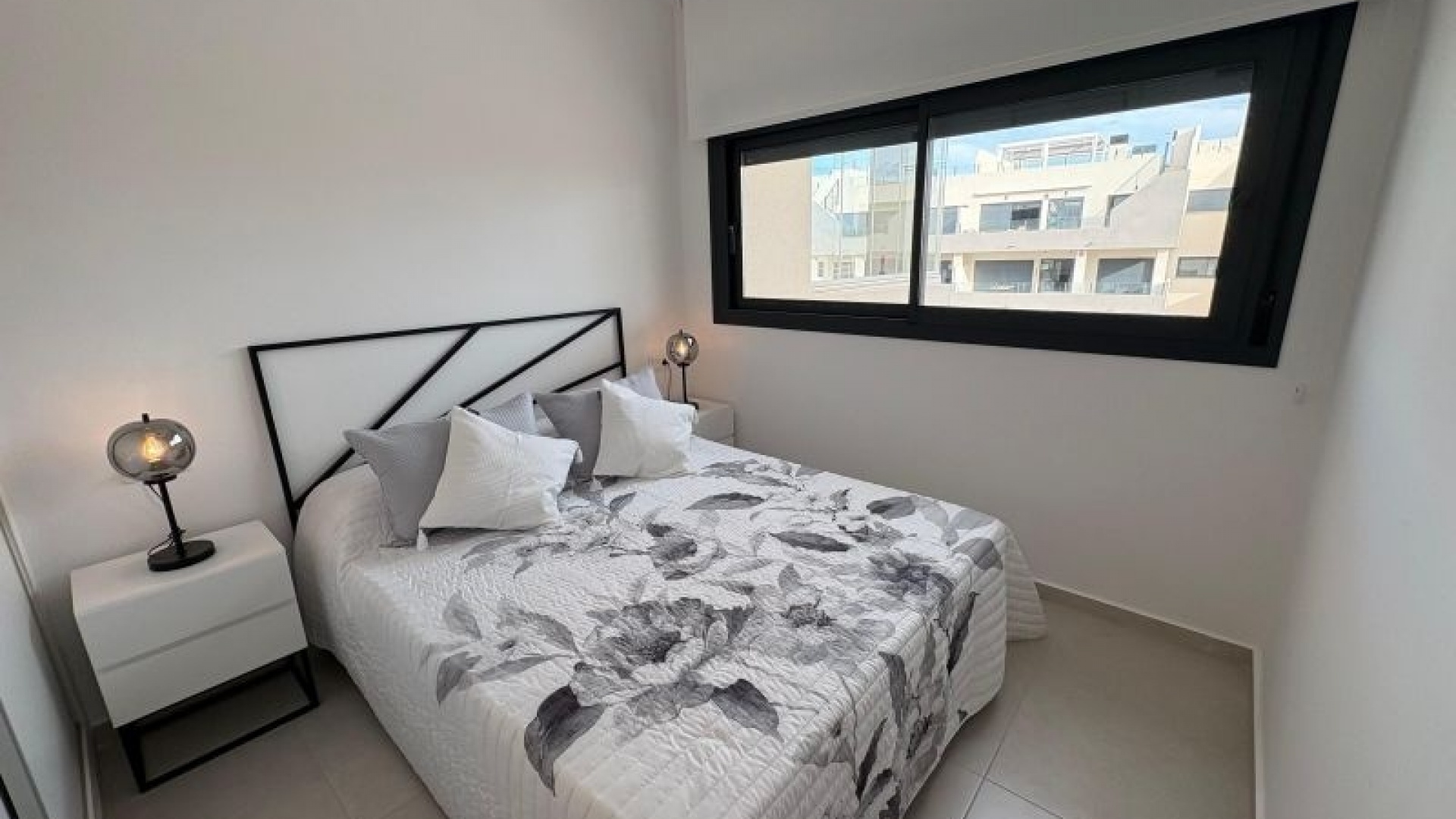 Resale - Apartment - Villamartin - Los Dolses