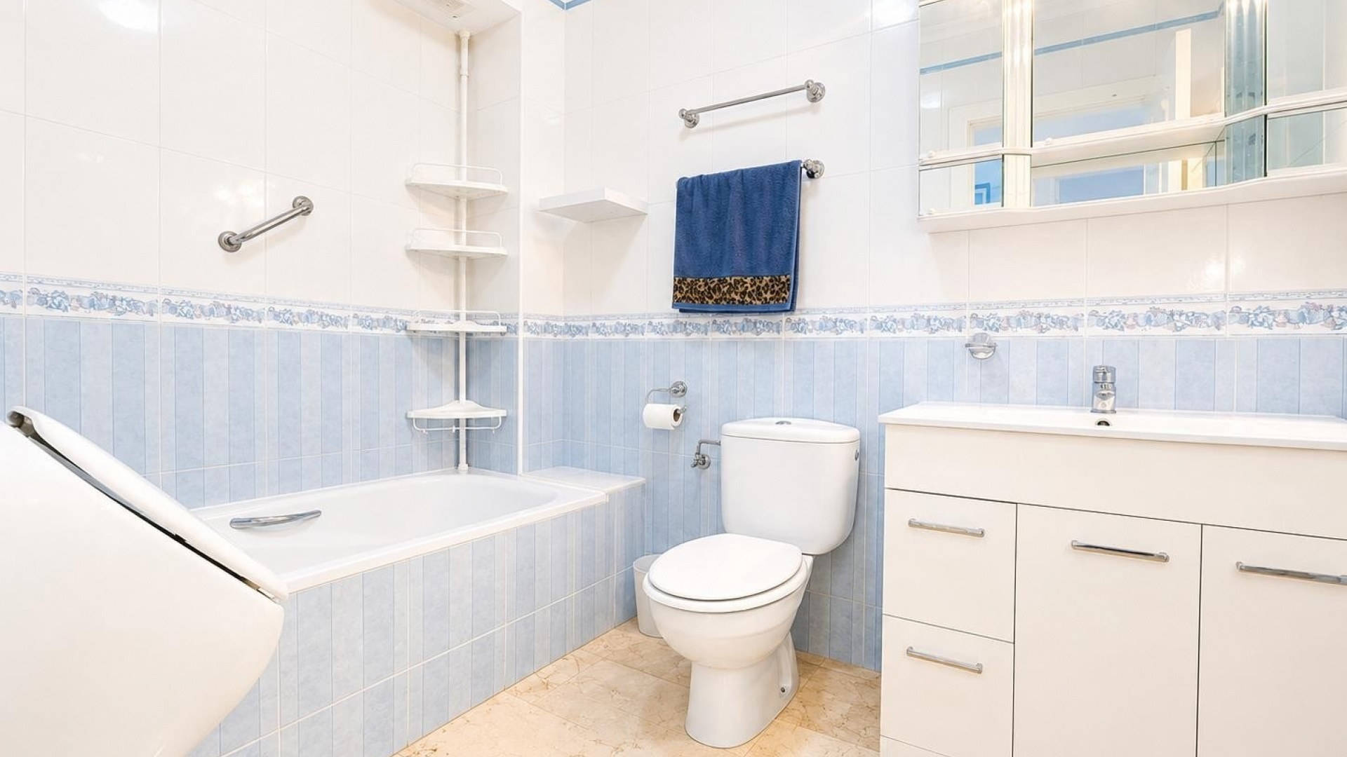 Resale - Apartment - Villamartin - Los Dolses