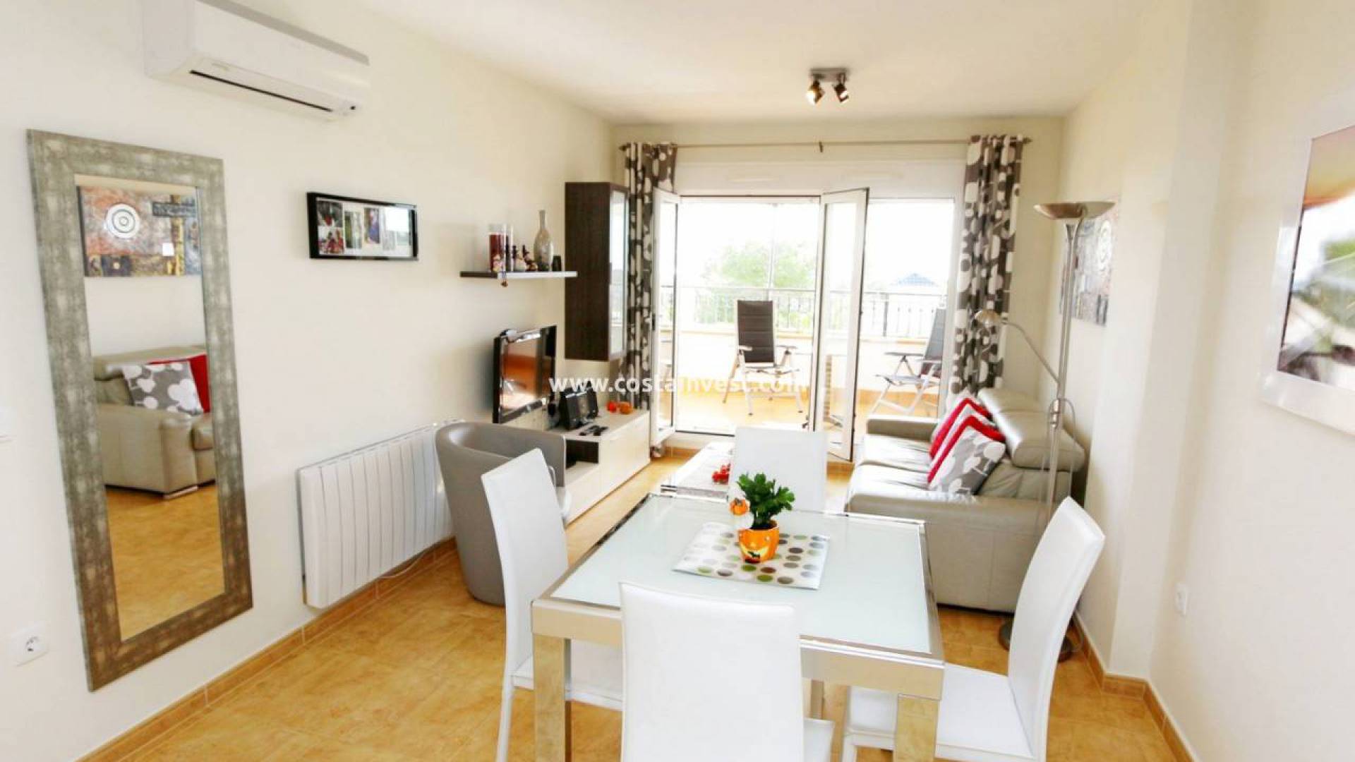 Resale - Apartment - Villamartin - Los Dolses