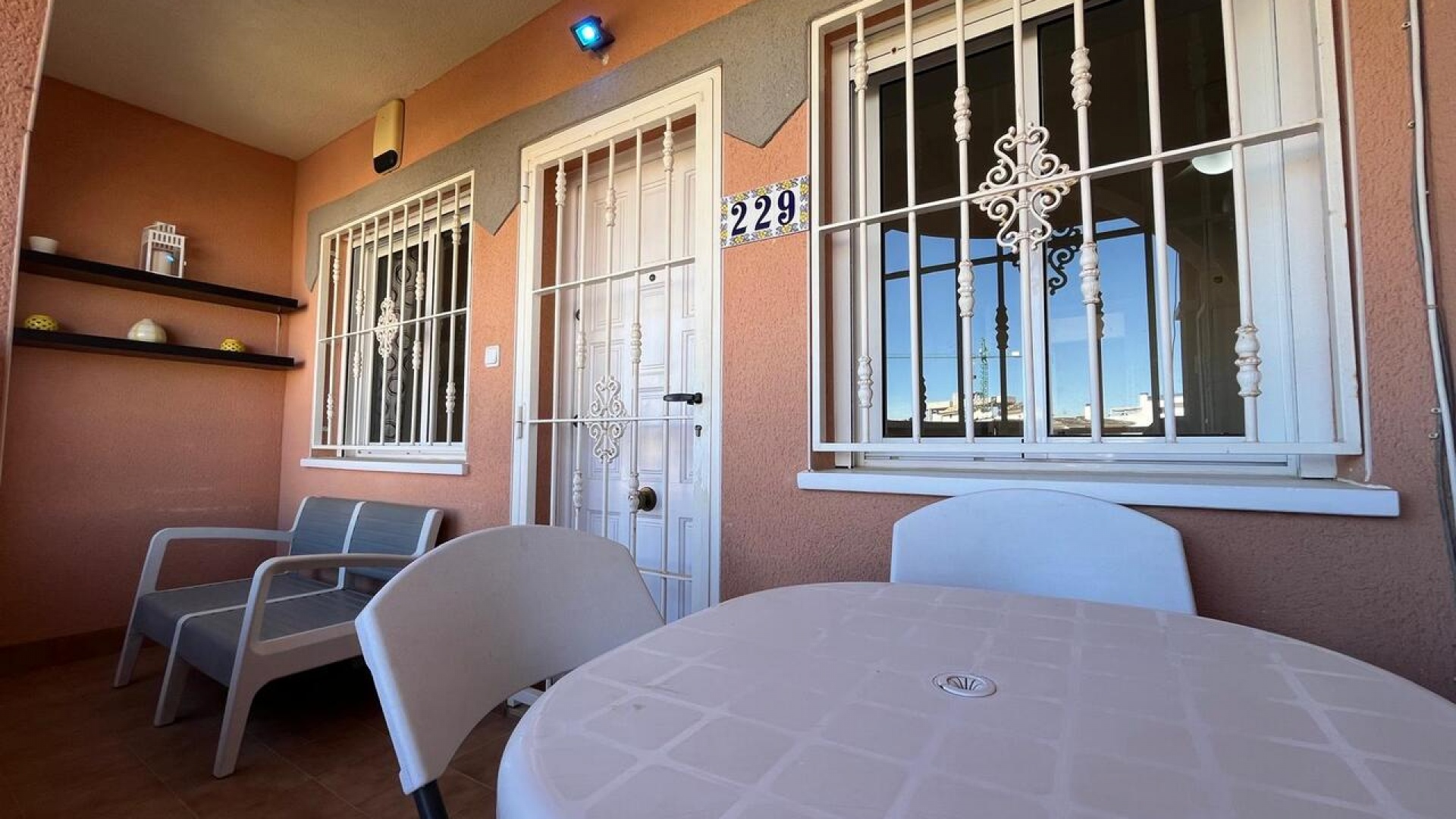 Resale - Apartment - Villamartin - Marbella Golf