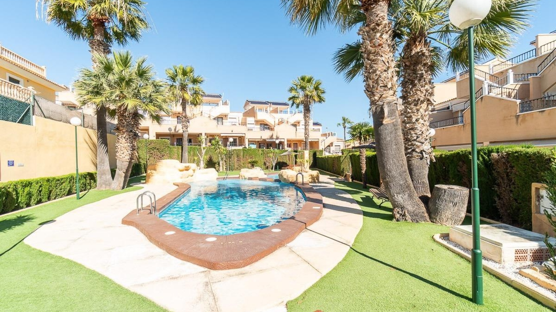 Resale - Apartment - Villamartin - PAU 26