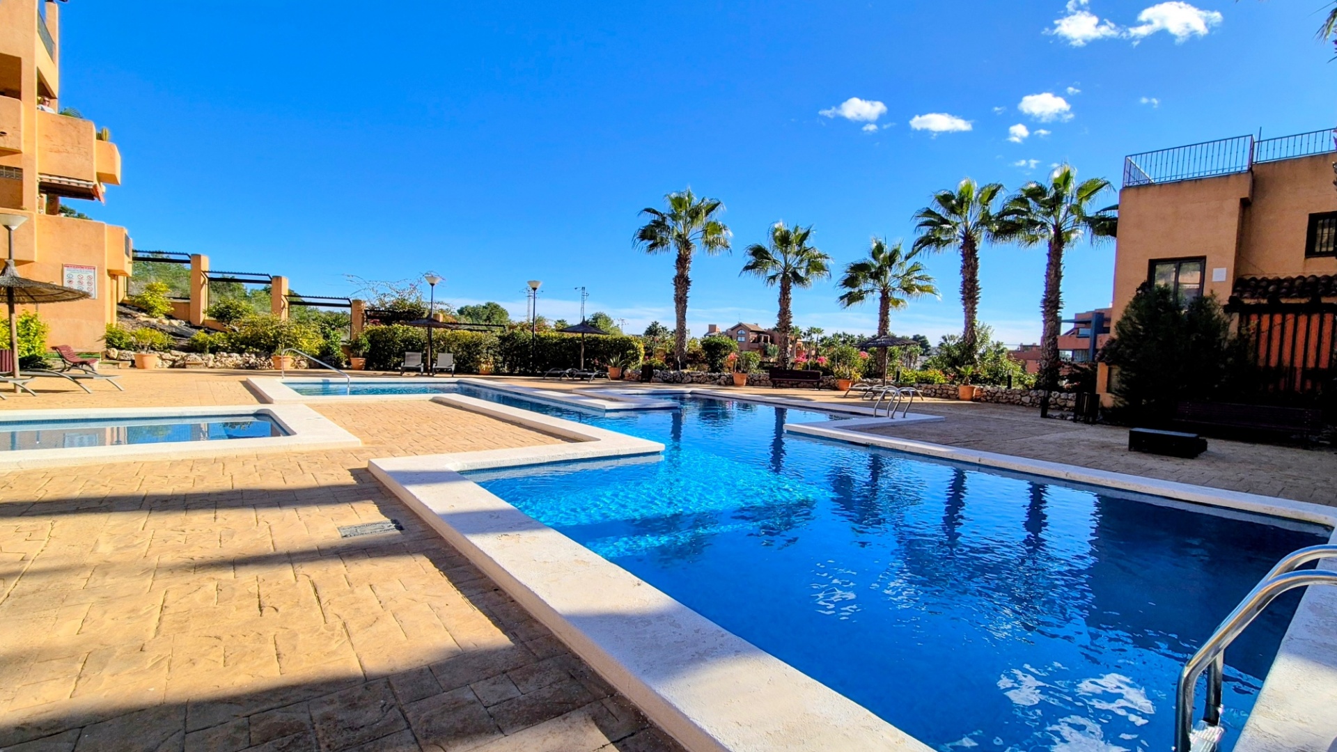 Resale - Apartment - Villamartin - Res. Costa Golf