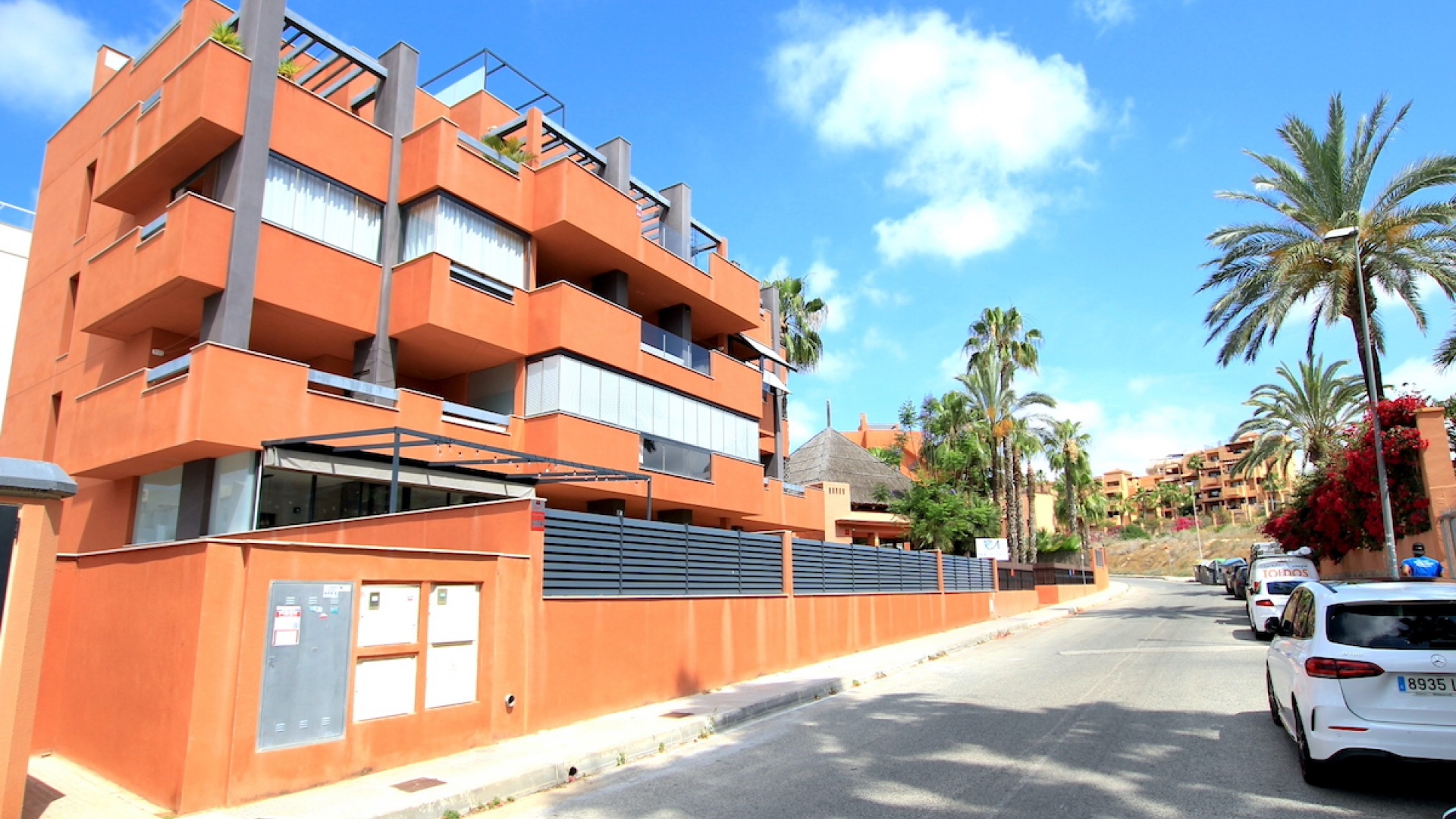 Resale - Apartment - Villamartin - Res. Palapa Golf