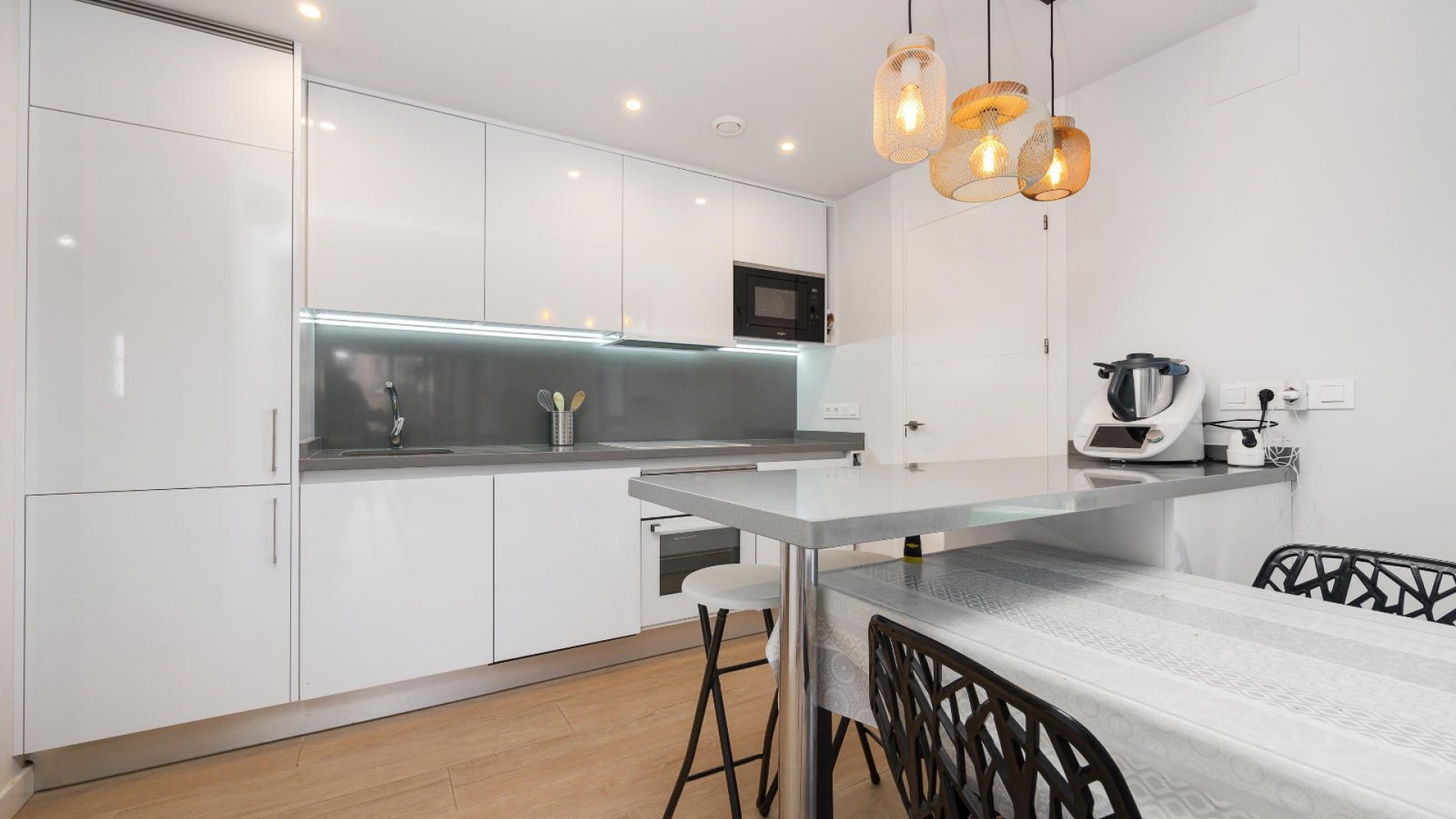 Resale - Apartment - Villamartin - Res. Palapa Golf