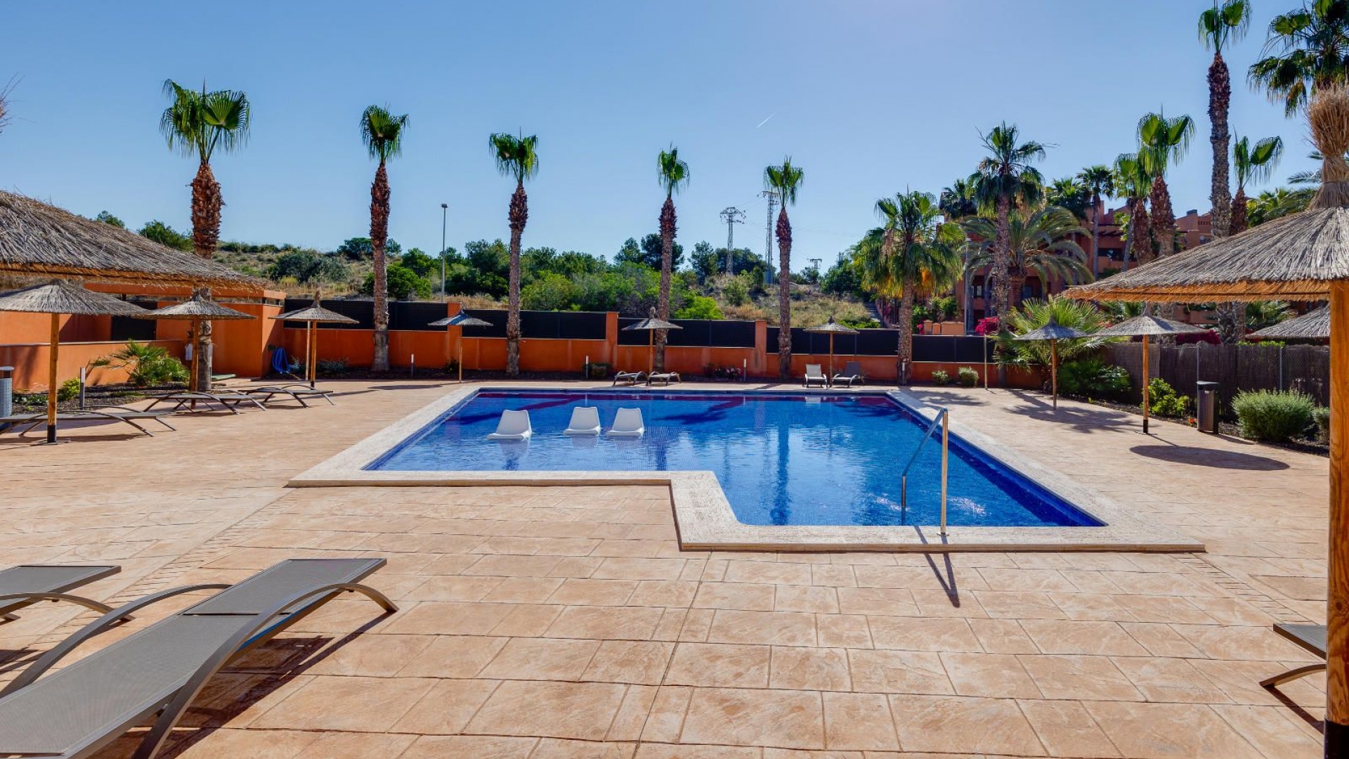 Resale - Apartment - Villamartin - Res. Palapa Golf