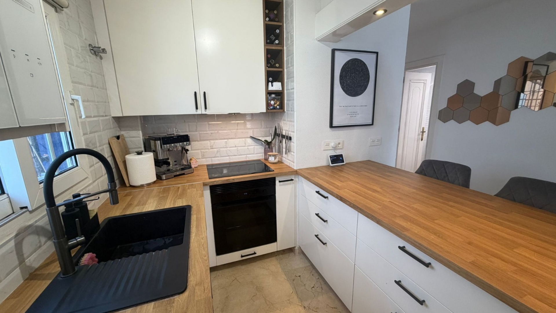 Resale - Apartment - Villamartin - rioja