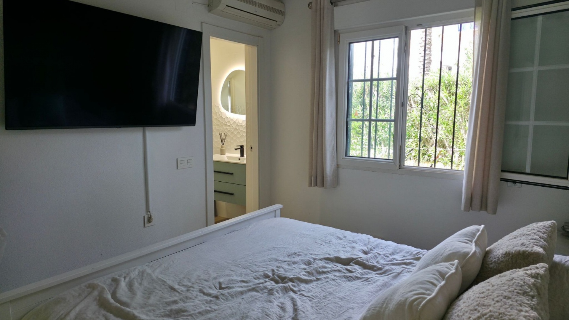 Resale - Apartment - Villamartin - rioja