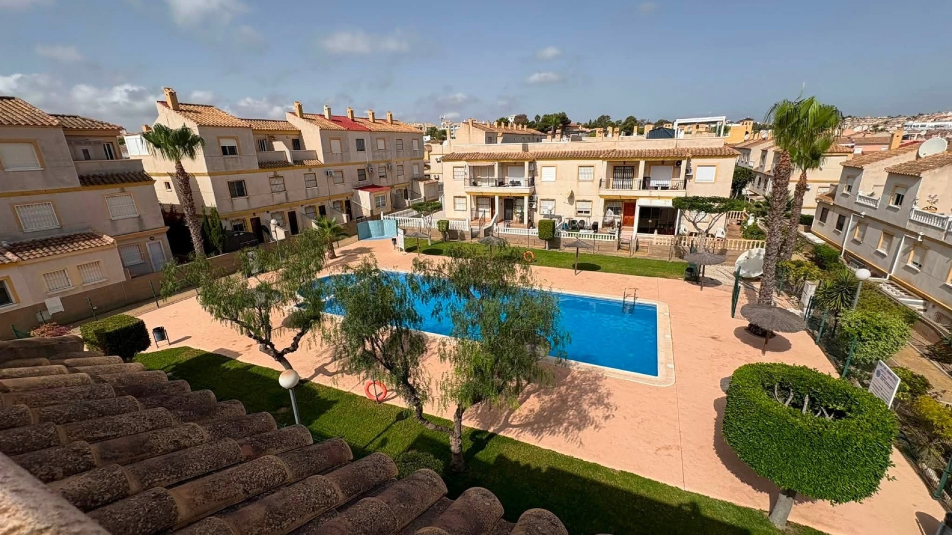 Resale - Apartment - Villamartin - st james hill