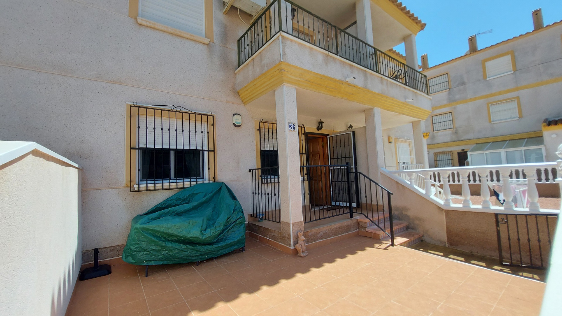 Resale - Apartment - Villamartin - st james hill