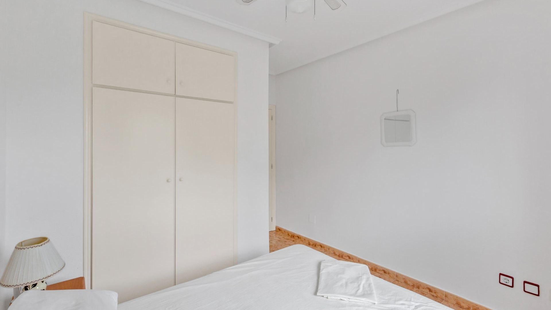 Resale - Apartment - Villamartin - st james park