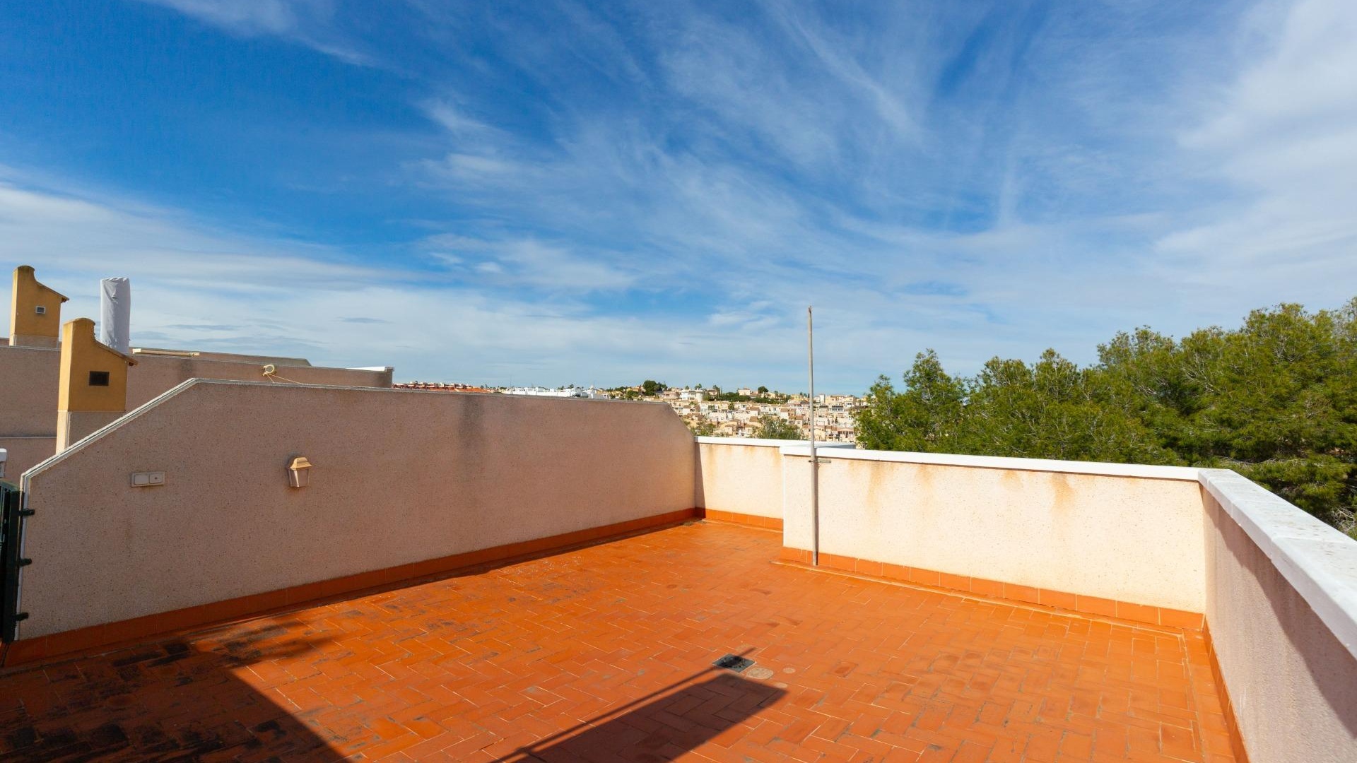 Resale - Apartment - Villamartin - st james park