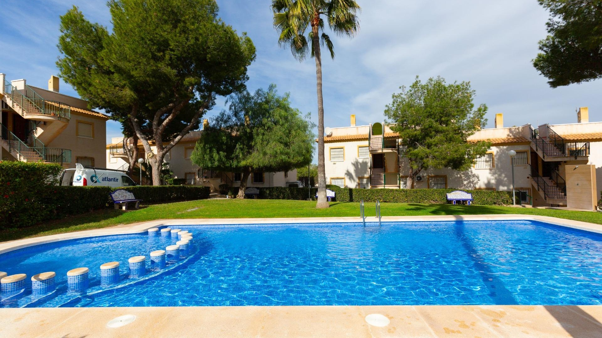 Resale - Apartment - Villamartin - st james park