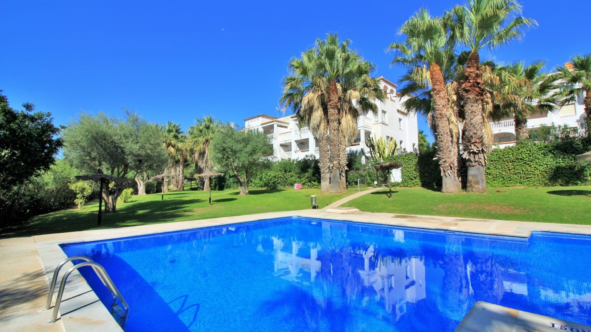 Resale - Apartment - Villamartin - villa golf