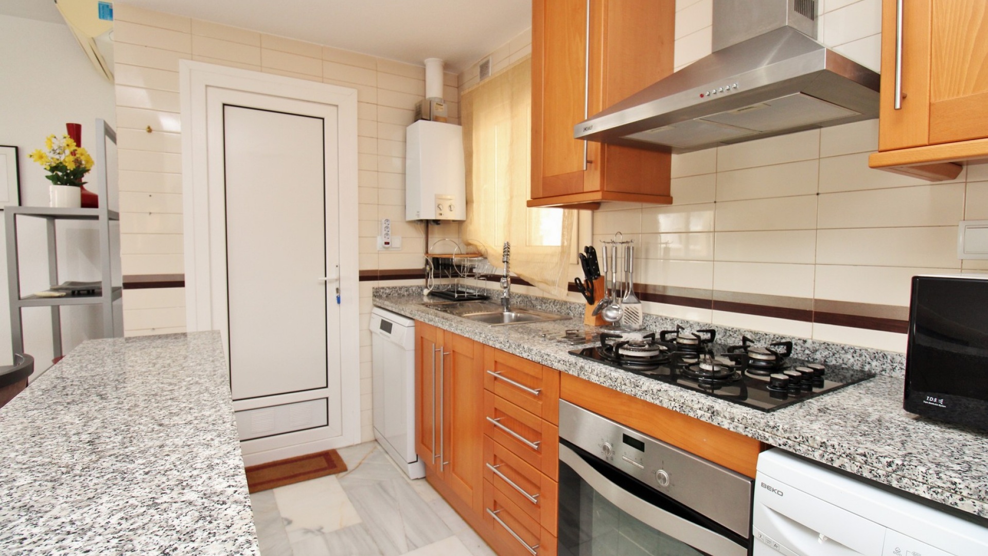 Resale - Apartment - Villamartin