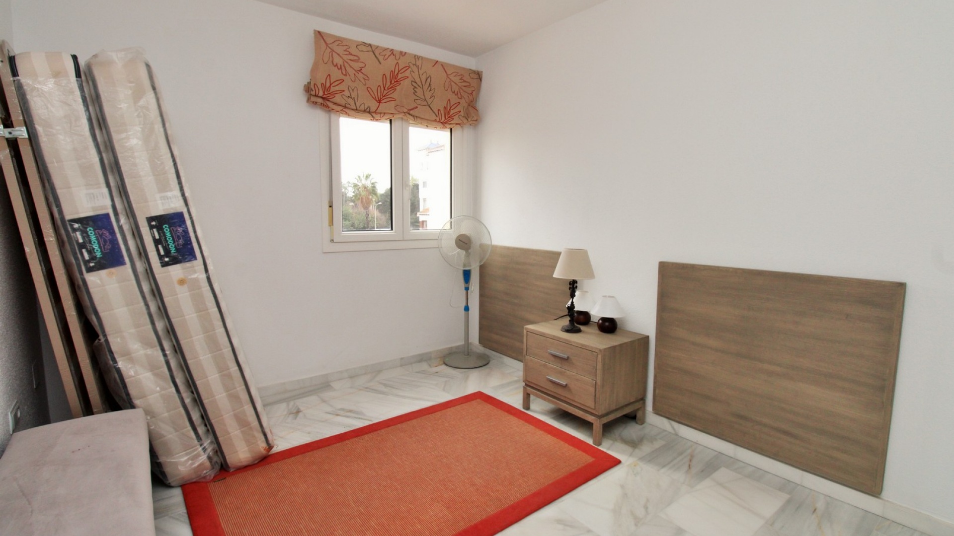 Resale - Apartment - Villamartin