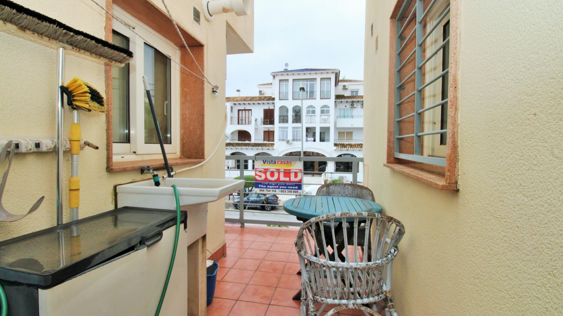 Resale - Apartment - Villamartin