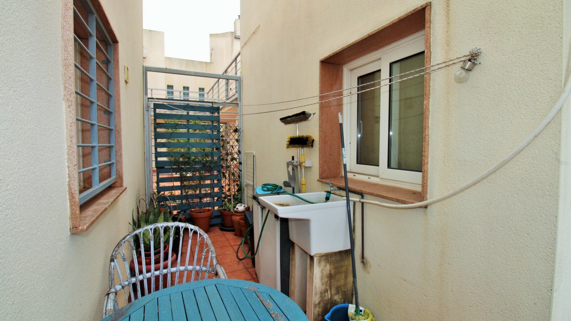 Resale - Apartment - Villamartin