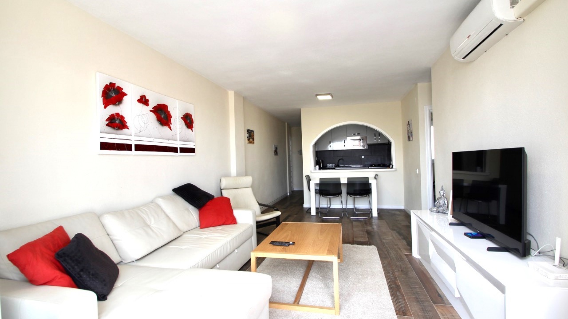 Resale - Apartment - Villamartin