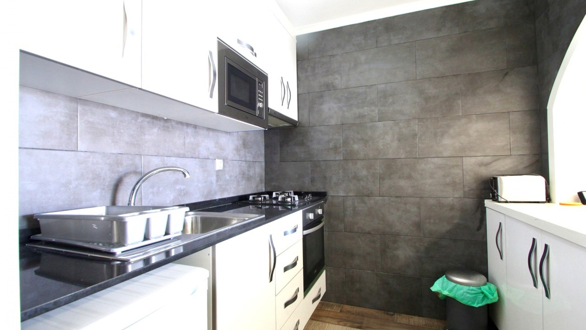 Resale - Apartment - Villamartin