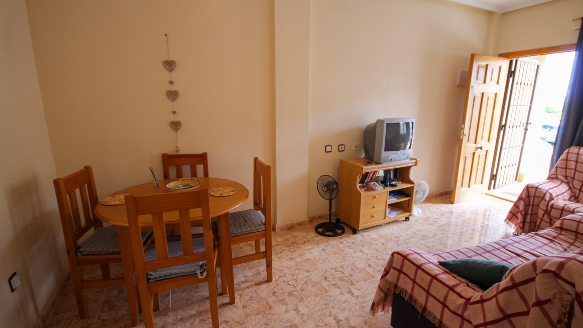 Resale - Apartment - Villamartin